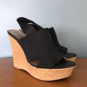 Quips Black Wedge Sandal